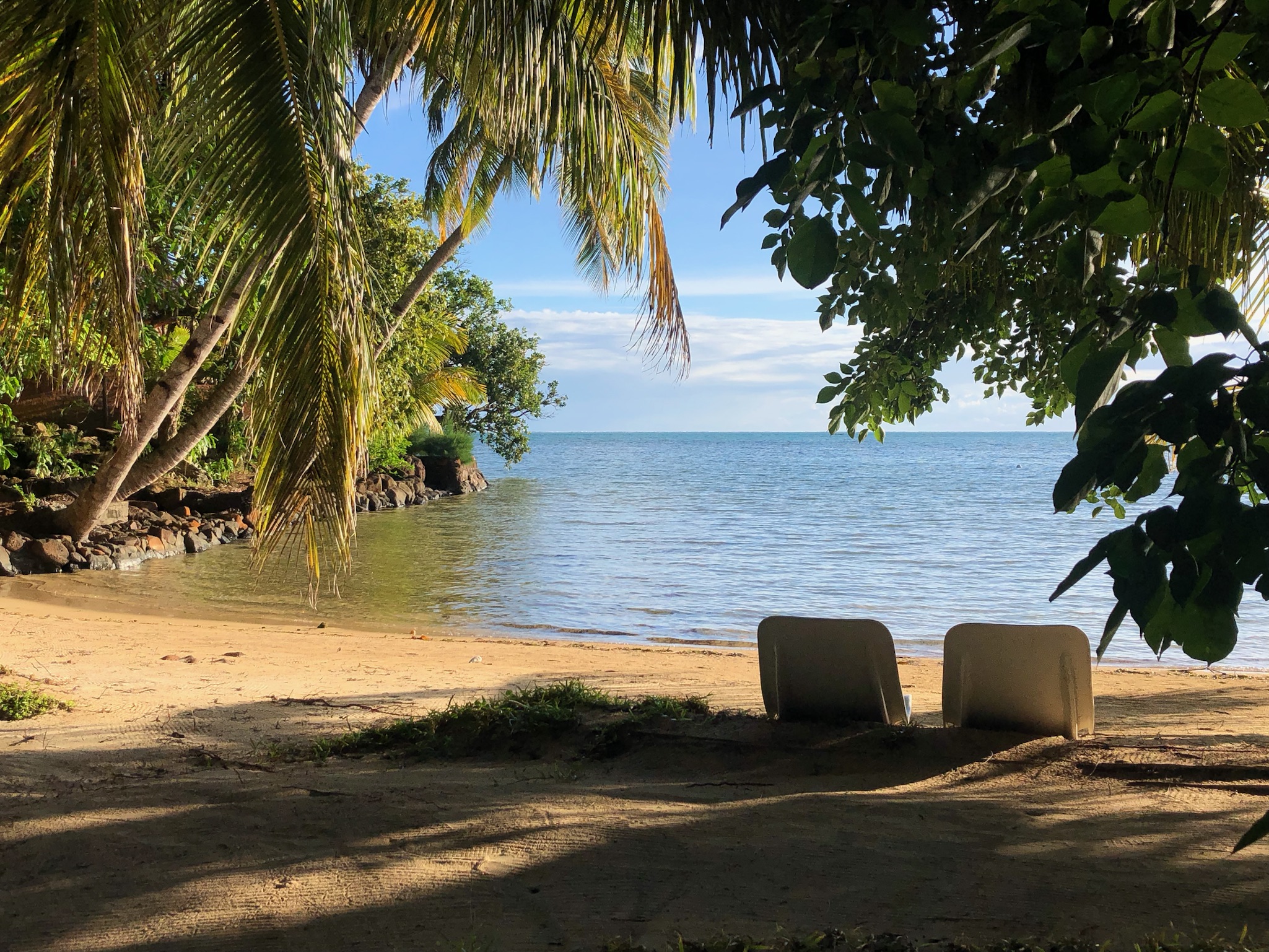 Two sunbeds at the beach at Aurora Lodge